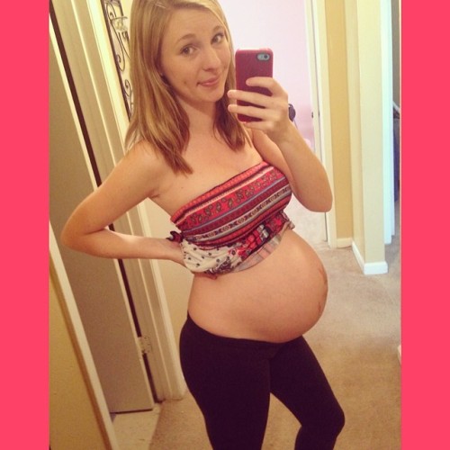 supersexypregnant: Follow me on twitter for more sexy pregnant girls! @ twitter.com/sup