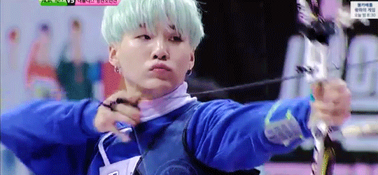yoongi’s reaction when he missed his shot.