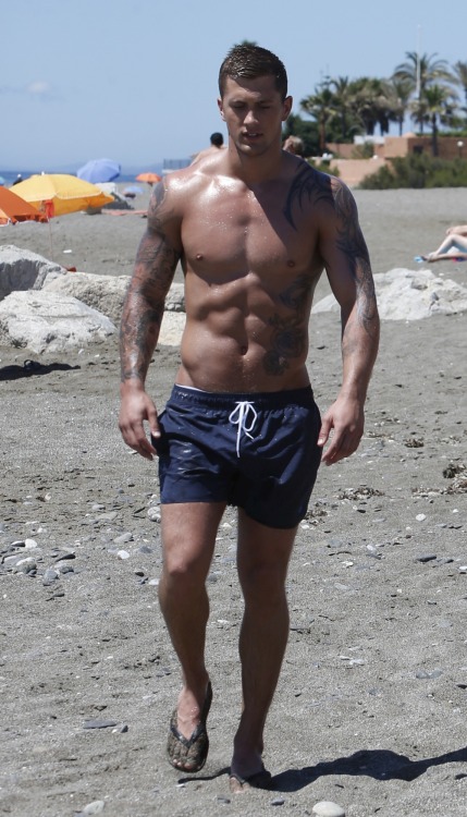 Porn the-sun-persists:   Dan Osborne  Dream man photos