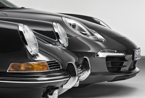 mobilverzeichnis:  doyoulikevintage: ‘porsche 901 classic’ at the 1963 frankfurt motor show www.mobilverzeichnis.dewww.auto-preisliste.de