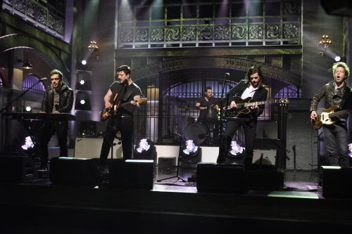 Mumford &amp; Sons perform “The Wolf” on Saturday Night Live on April 11, 2015. Photos © 2015/Dana E
