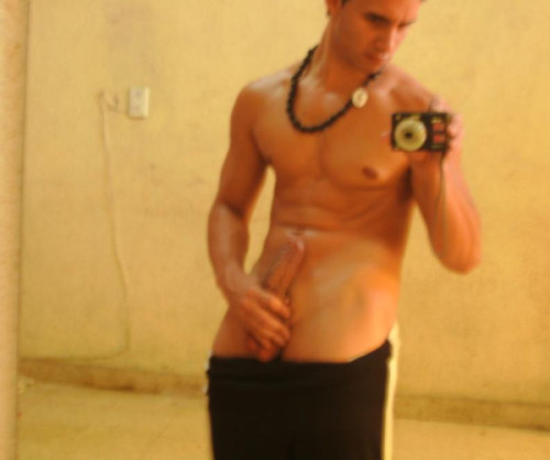 daxxpr:  theantitwink:  Christian Cabrera, or who we’ve been calling “pullups guy” since last september when his post almost broke our server.  daxxpr.tumblr.com🇵🇷🇵🇷🇵🇷🇵🇷
