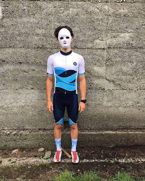 gryps-pista: wtfkits: The this happened with. @ninovedesign. Aero mask not included (I think) ・・・ It