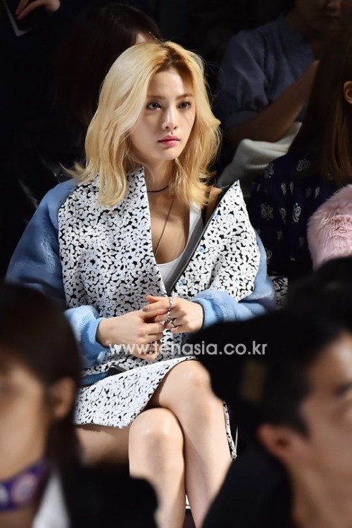 lookatafterschool: 151016 Nana at 2016 S/S Hera Seoul Fashion Week ′Fleamadonna′ Show