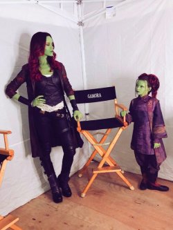 dailymarvelheroes:  Zoe Saldana and Ariana Greenblatt on the set of Infinity War