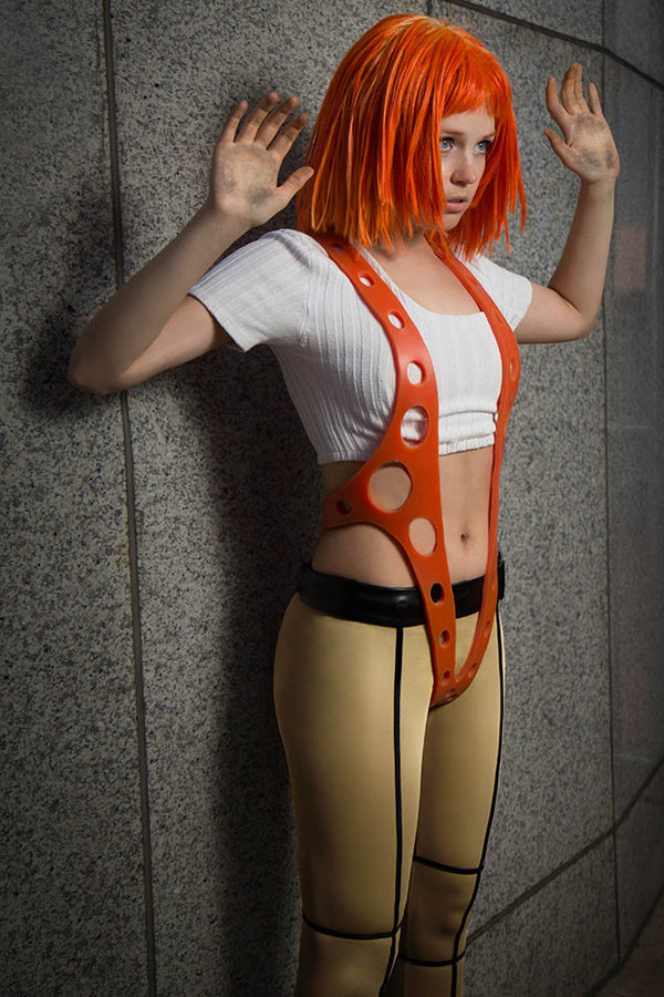 kamikame-cosplay:  Yes, this is Multipass; The fifth element by Tanuki-Tinka-Asai