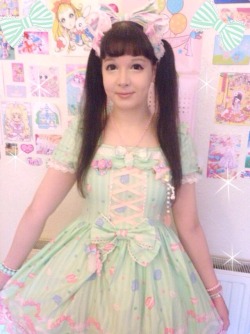 Princess-Peachie:  Outfit I Wore To The Lolita Meetup Yesterday! ^^ *Sorry For Fuzzy