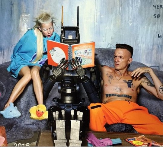 Porn Pics Чаппи и Die Antwoord