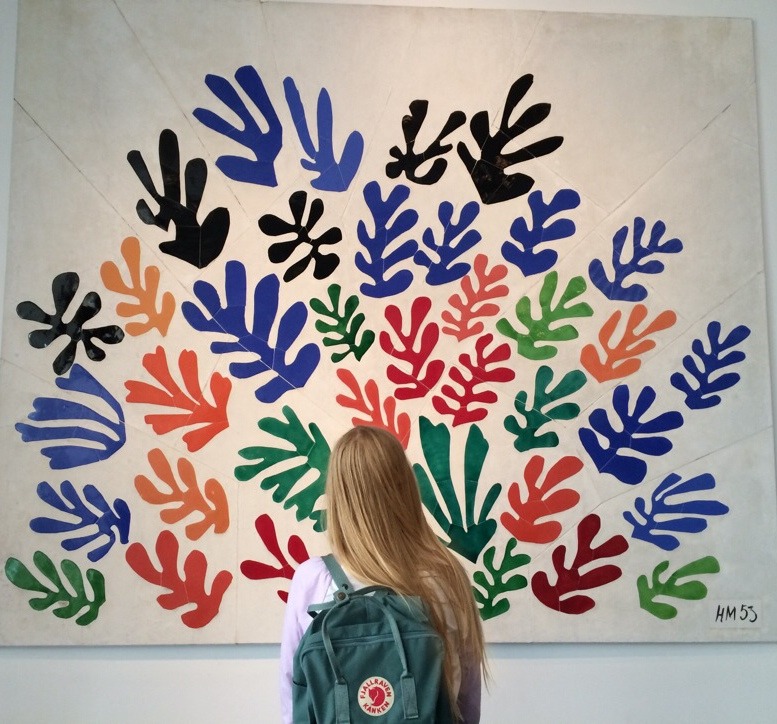 girlcosmos:  enjoy this pic of me swooning over matisse at the lacma in september