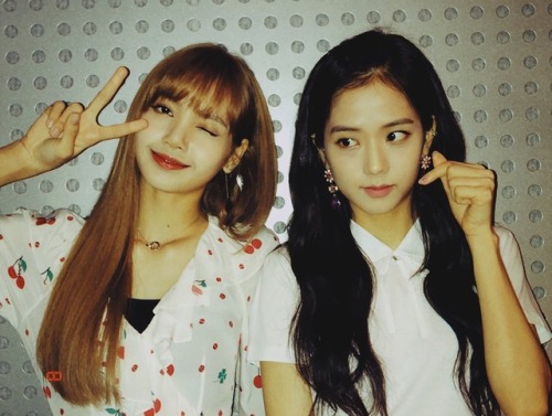 blackpinkofficial: [IG] 180808 lalalalisa_m:  Thank you to our members and BLINKHappy 2 year an