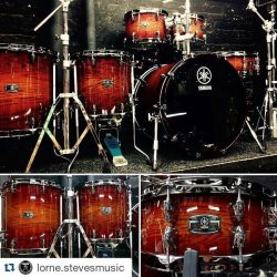wtfdrums:  “Check out this kit @lorne.stevesmusic has for sale. If you’re toying with the idea of scoring a new kit do yourself a favour and try the #YAMAHA LIVE OAK ! Great price point and HARDWARE Is included  #can’t go wrong #drums #oak  #drumset#live#