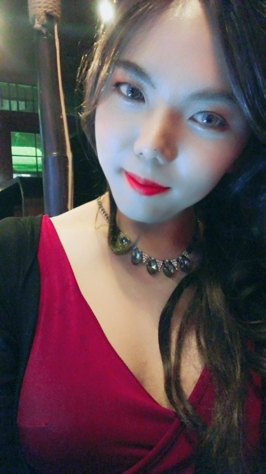 love-ds-you:나랑 삼겹살 데이트 할 사람 ♥ 누구보다 맛있게 먹는거