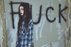 aciddaisies:   soft grunge/models  the truth