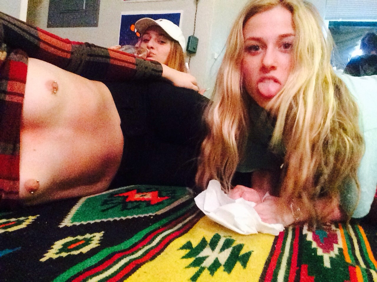 quantumcutie:  girls night