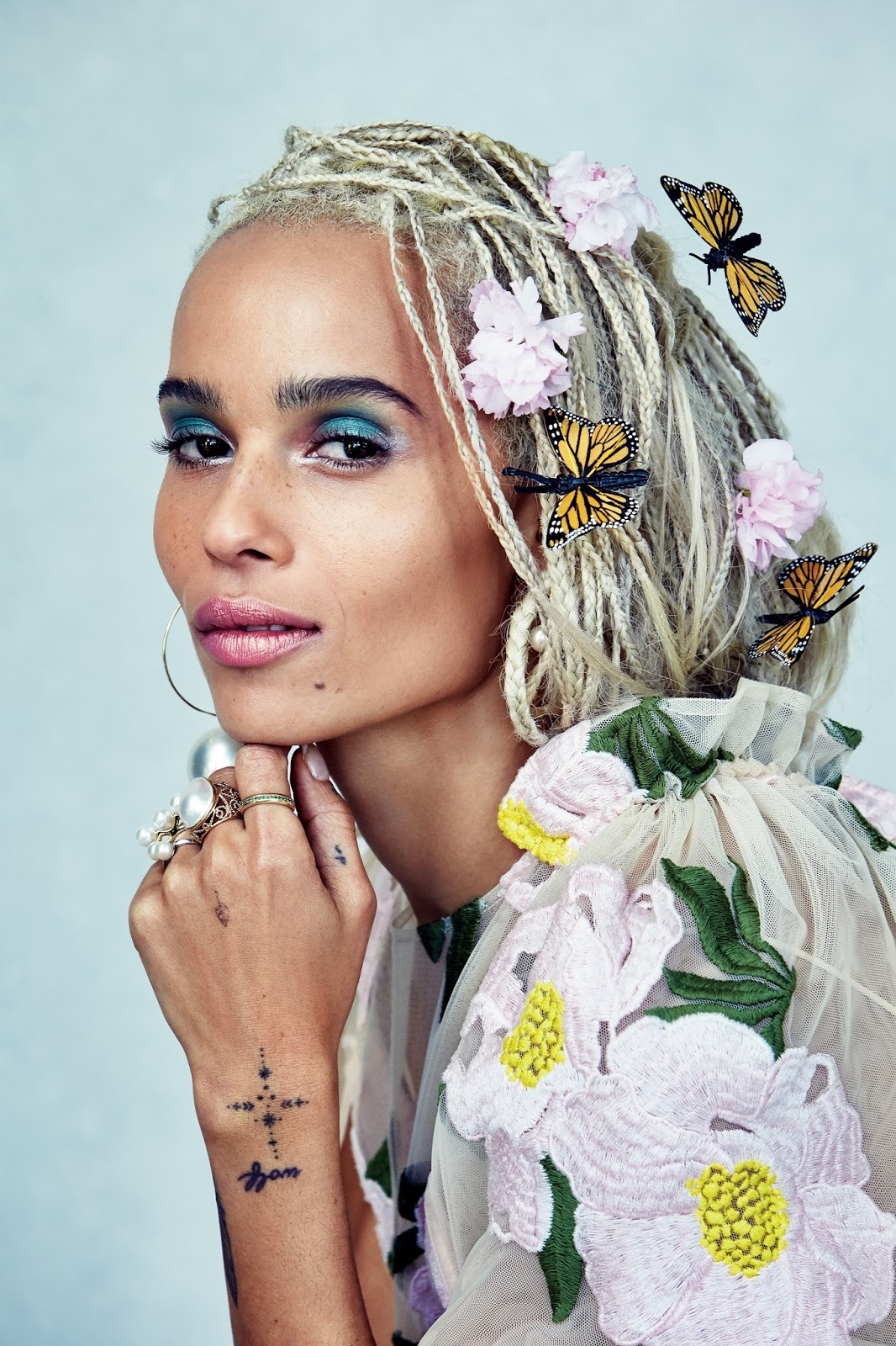 visualjunkee: ZOË - model: Zoe Kravitz - photography: Patrick Demarchelier - styling: