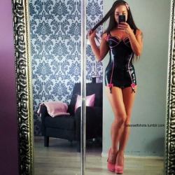 fetishselfies:  Submit your own fetish selfshot: http://fetishselfies.tumblr.com/
