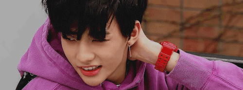 Black Haired Hyunjin Hours (69/???)