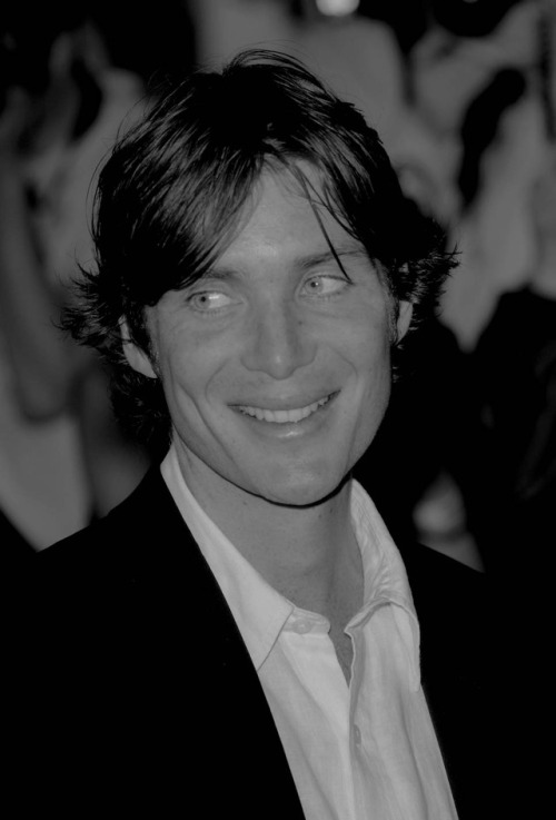 cillianmurphydaily:Cillian Murphy at the ‘The Wind That Shakes The Barley’ UK Premiere | 21st June 2