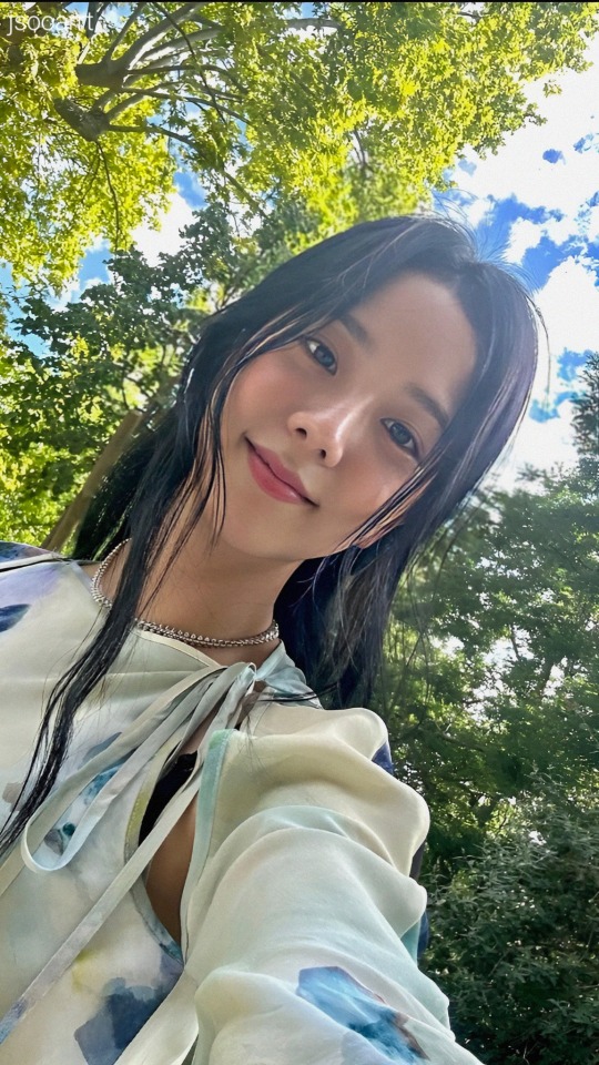 Jisoowallpaper