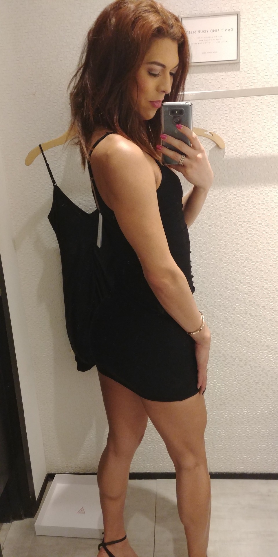 kendrasinclaire:Say yes to the dress?