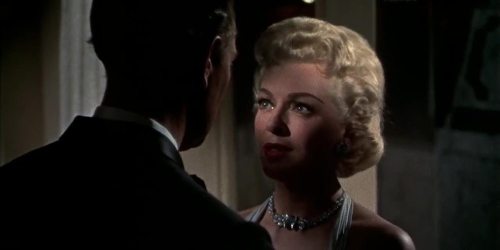 “How do you tell a child that she was born to be hurt?”- AnnieImitation of life 1959