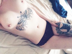 bongrips-piercednips:  i am really late on