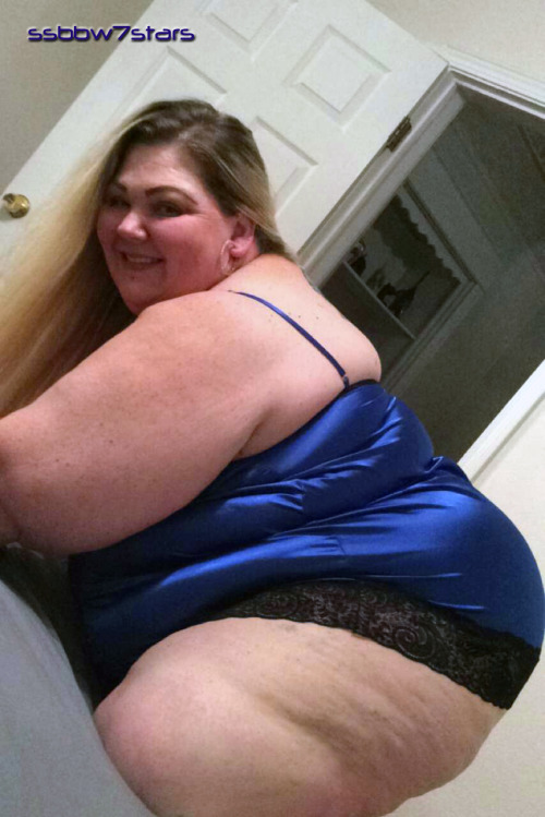 snappaheadz: ssbbw7stars  BBWTAKEOVER  on supersizebbws