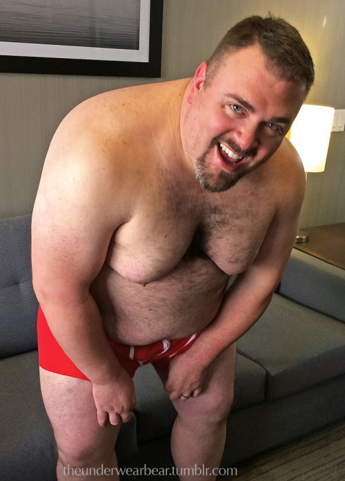 Porn photo theunderwearbear:  Red couch?  Red trunks!