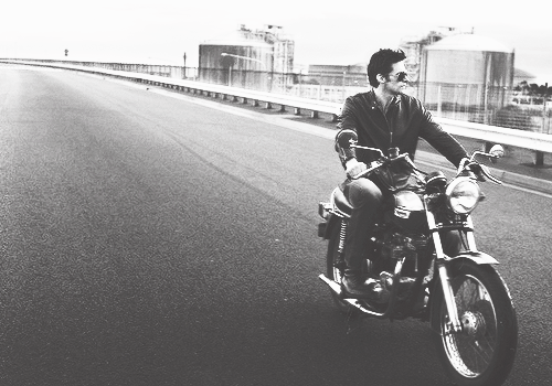 aliceisnotokay: Hugh Jackman by James Houston