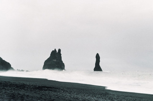 jacindaelena:  Iceland by Anna Garcia