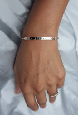 Idealpinner:  Sterling Silver Cz Nameplate Bracelet - Personalized Skinny Bar Bracelet