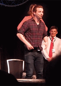 moose-cockblock:  Finn’s impression of Loras when Renly died - RingCon 2013 (video)