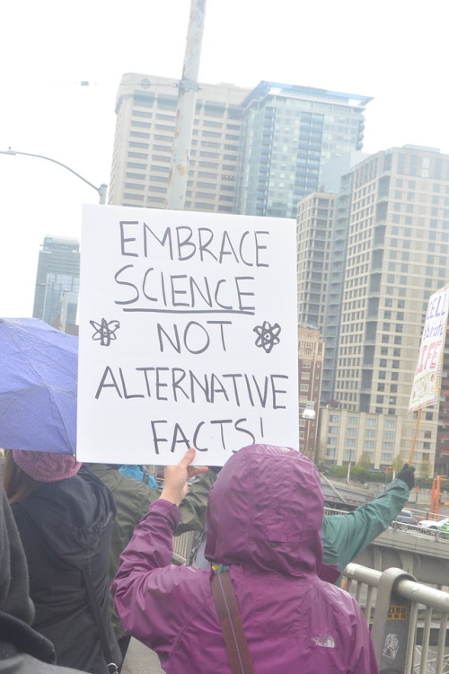 qcameraobscura:Seattle March for ScienceNikon J3, 4/22/17