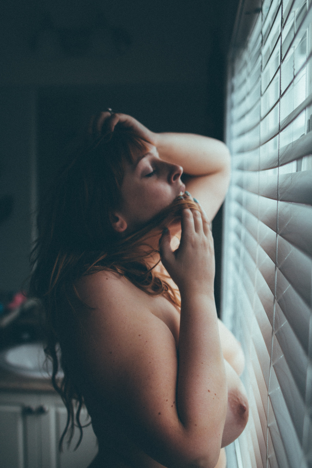 nicolenudes:  Photographer: Svvish