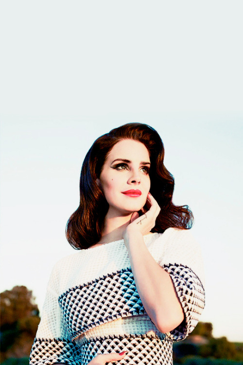 deadlynigthshade:Lana Del Rey photographed by Mark Williams for Fashion Magazine, 2013