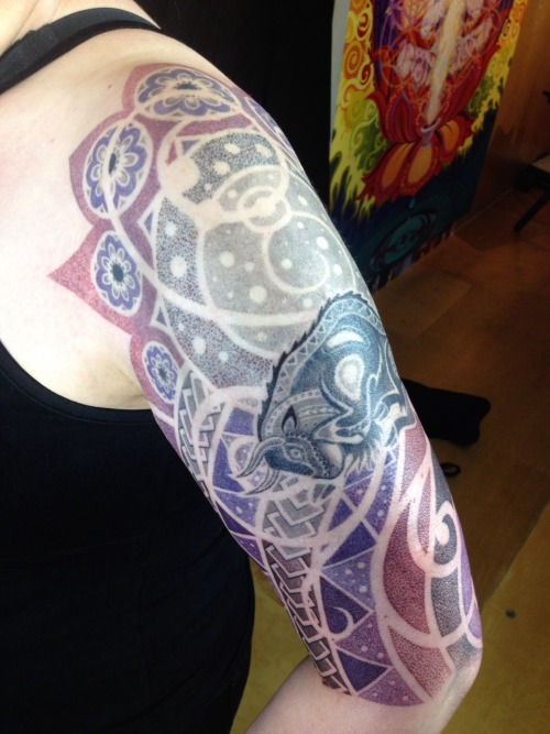 daemonrowanchilde: Another great tattoo session and visit with Kelly who flew here from L. A. Starte