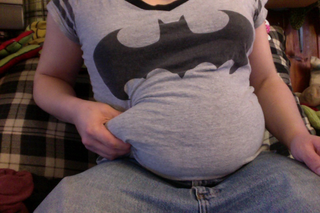 the-one-and-only-plumpmonster:  Hey gang! I love Batman (even though Bruce is a dick)