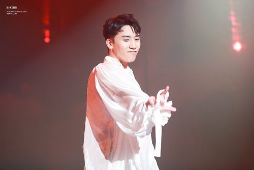 yellow-sprout: 180804 THE GREAT SEUNGRI Concert in Seoul © acetory : b-side : jenniferz_zgri