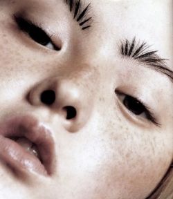 labsinthe:  Devon Aoki photographed by Liz Collins 