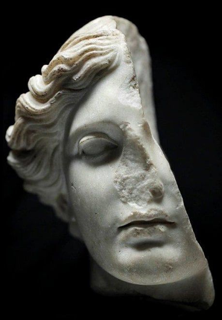 una-lady-italiana:Divinità Femminile by Olivier Roller - Musei Capitolini, Centrale Montemartini - R