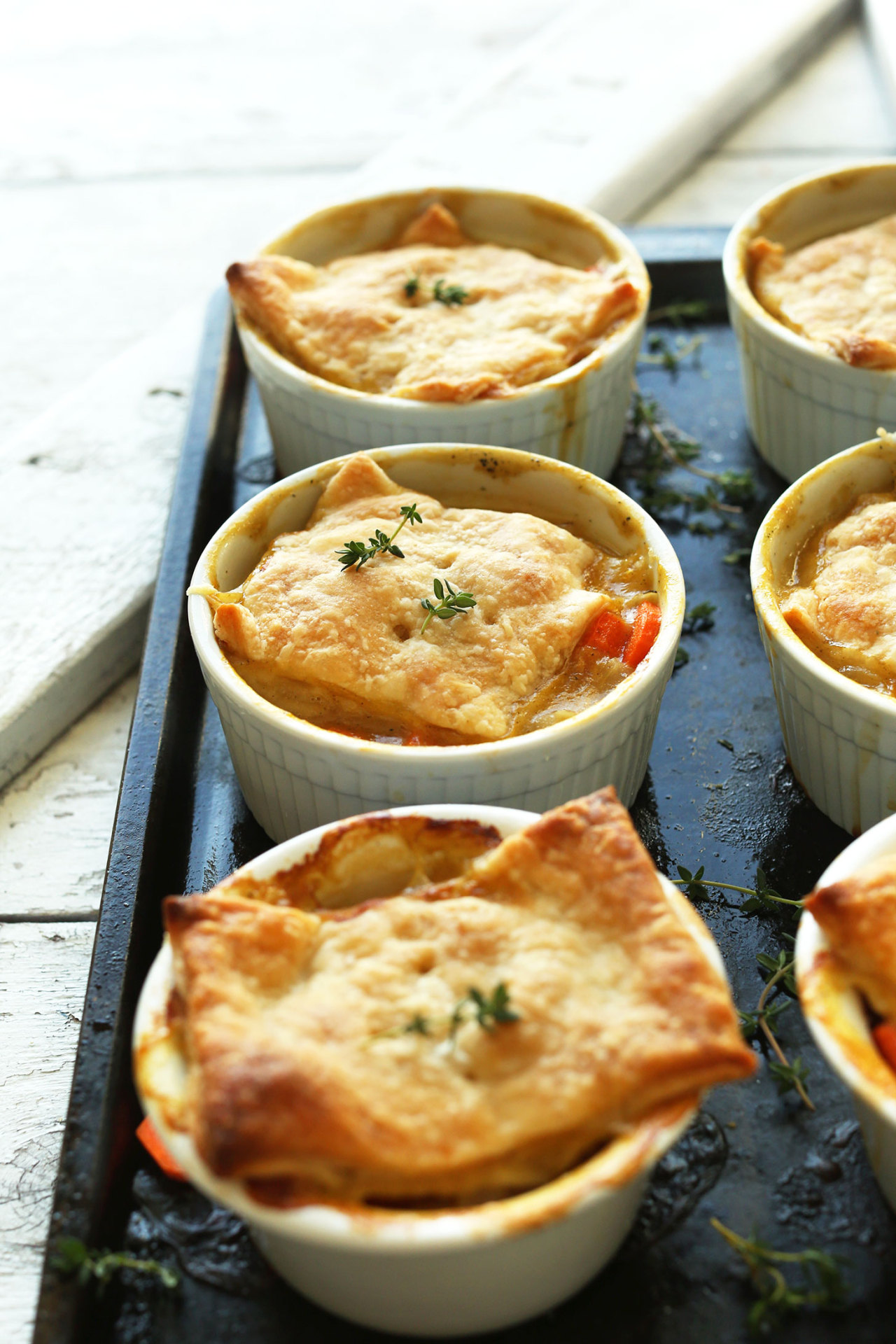 justfoodsingeneral:  Thyme &amp; White Bean Pot Pies“10-ingredient vegan pot
