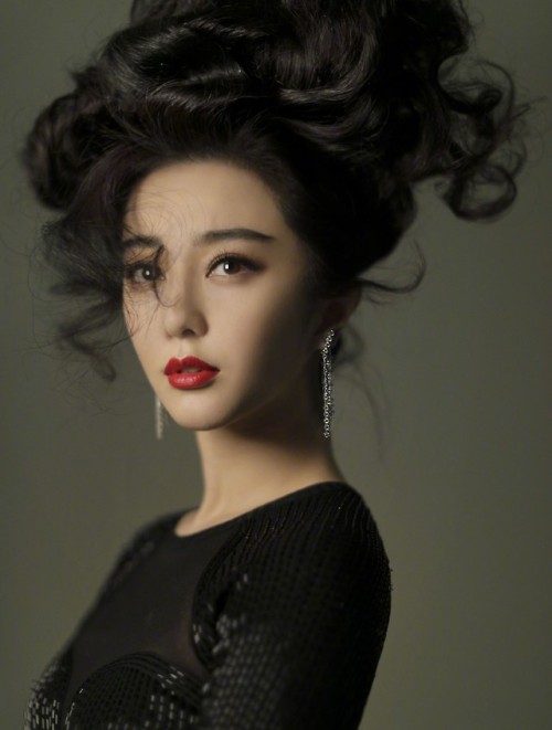 Fan Bingbing photographed by Chen Man for Bazaar Jewelry April 2018