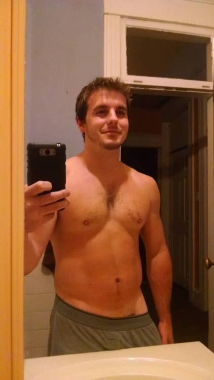 pianoman6439:  Tasty guy.