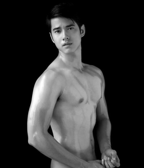 thaimodel:  Zen Megastore x WE Fitness Society x 100 PLUS presents Mario Maurer and Prin Suparat in AMAT “The Anatomy” An outdoor photography exhibition by Amat Nimitpark, Thailand’s most renowned fashion photographer, capturing more than 100 of