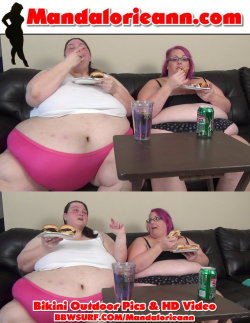 bbwsurf: Nothing says Hot like a summer day in Texas until you add two sexy SSBBW’s stuffing themselves and trying to gain weight to immobility.  See big belly beauties Mandalorieann and KimmyCrush start the afternoon with a snack of plates full of