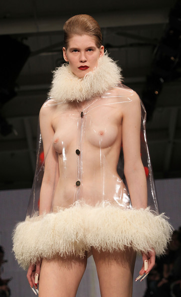 Charlie le mindu nude fashion show