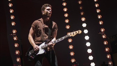  Mike Kerr and Ben Thatcher of Royal Blood© Mauro Melis // November 9, 2017 