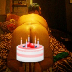 scottkush:  who gonna blow out my candles?