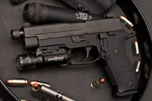 highcapacityassaultclips:  Sig P220 Dark Elite by Highway0311 on Flickr.