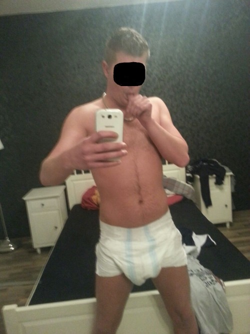 mummificationlove: Hottest blond diaper guy